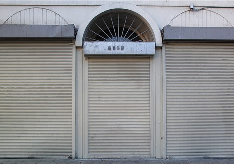 Persianas metálicas para comercios en Gavà